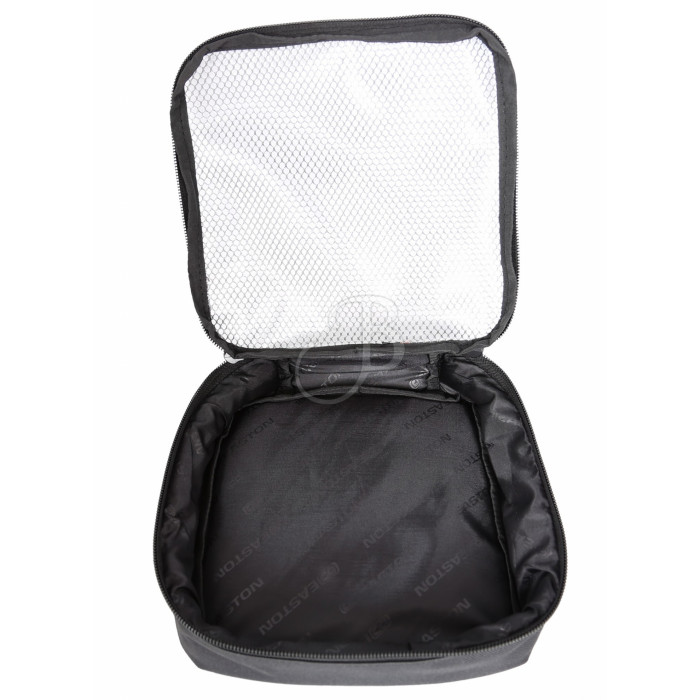 EASTON BOWCASE CUBE 77 QUARTER POCKET EASTON BOWCASE CUBE 77 QUARTER POCKET